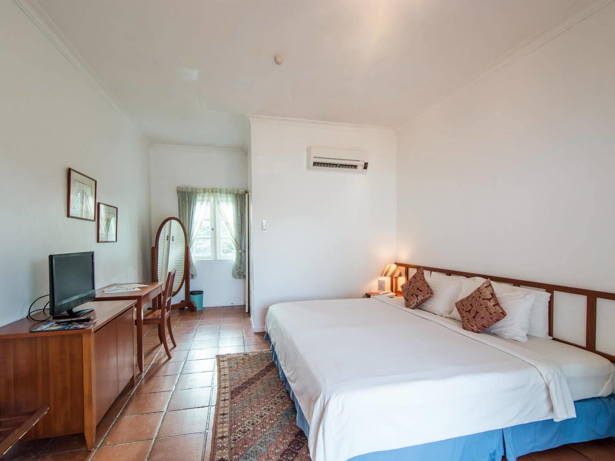 Riders Resort Kulai Kültér fotó